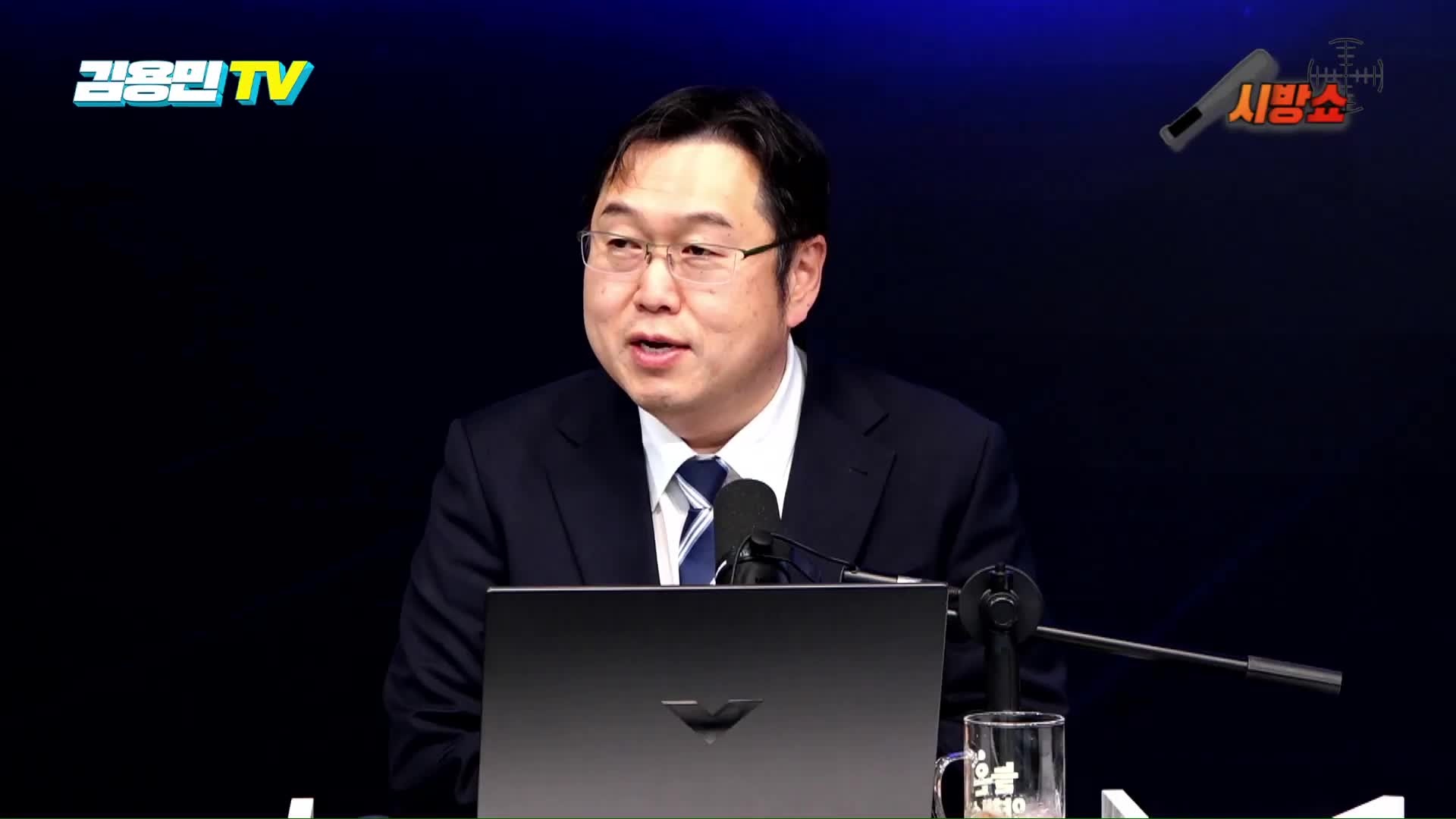Snapshot at 239.895562s