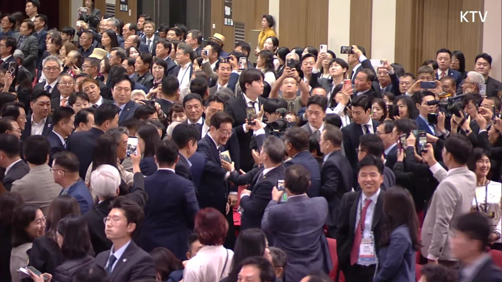 Snapshot at 2059.845737s