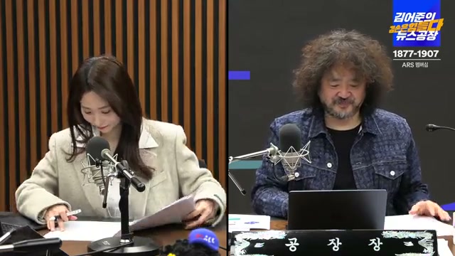 Snapshot at 1652.37s
